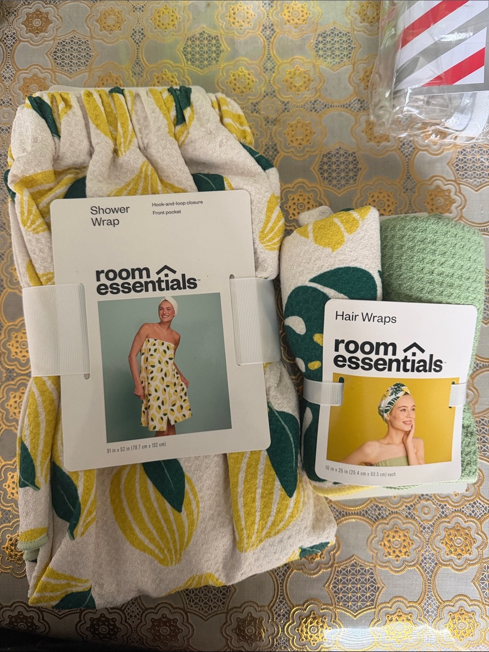 Room Essentials Floral Shower Wrap and Hair Wrap Set — Yellow, Green, Cream